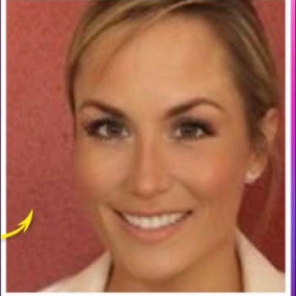 Meet your Posher, Courtney